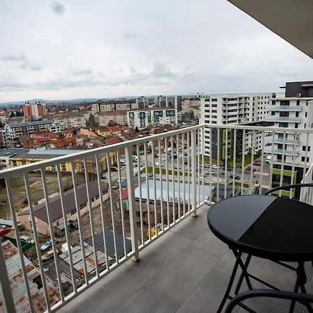 Sunrise Apartment Oradea Buitenkant foto